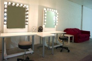 What are the Benefits of an Hourly Photo Studio Rental in Los Angeles? -