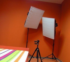 Umbrellas vs Softboxes in Photography Studio Umbrellas vs Softboxes in Photography Studio