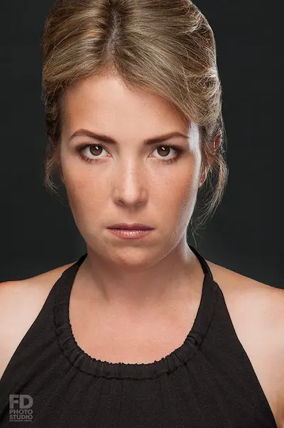 Headshots at FD Photo Studio - FD Photo Studio for rent