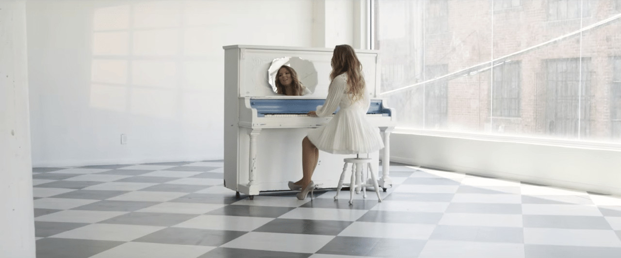 Bianca Ryan feat. Chloe Lukasiak - Alice