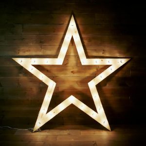 Art 4 UPDATE: Shine The STAR! -Wooden walls, wooden floor, Update, Studio News, start, Shoot Location, Rental Studio, Renovation, prop, Photoshop, Photoshoot, photography services, photographer, Photo Studio, Los Angeles, illuminated star, Filming Location, FD photo studio, DTLA, Art 4, !done