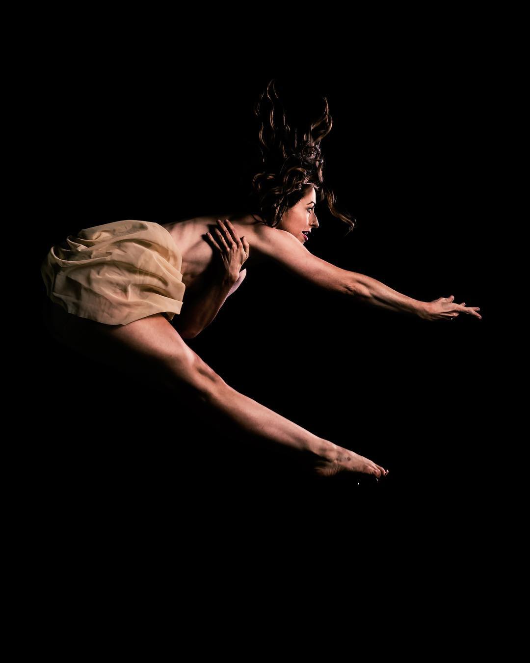 Photography 101: What is Shutter Speed? -wrongron, Wrong Ron, understanding shutter speed, Tutorial, tips, Studio Photography, slow shutter speed, shutter speed, shutter, Shot at FD Photo Studio, rental stages, Photoshop, Photoshoot, Photography blog, photographer blog, photo gallery, paid photography, motion blur, modeling, Los Angeles, long shutter speed, History of photography, gear, gallery, freeze motion, FD photo studio, fast shutter speed, fashion photographer, exhibits, exhibition, DTLA, blog