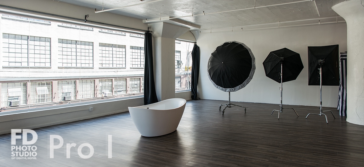 Pro-I-08 Pro Stage I with wood laminated floors and bath tub for rental in Los Angeles