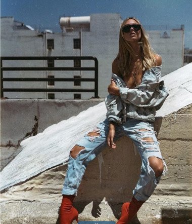 Why attending the Rooftop mixer is important. -Studio News, rooftop event, Rental Studio, Photoshop, Photoshoot, photography services, photography event, photographer, networking event, networking, Los Angeles event, Los Angeles, free photoshoot, FD photo studio, DTLA, Art 4, !done