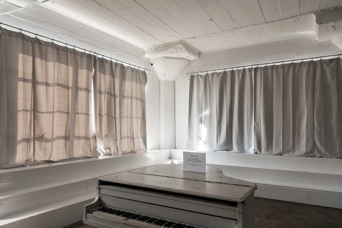 Art 1 with grey curtains