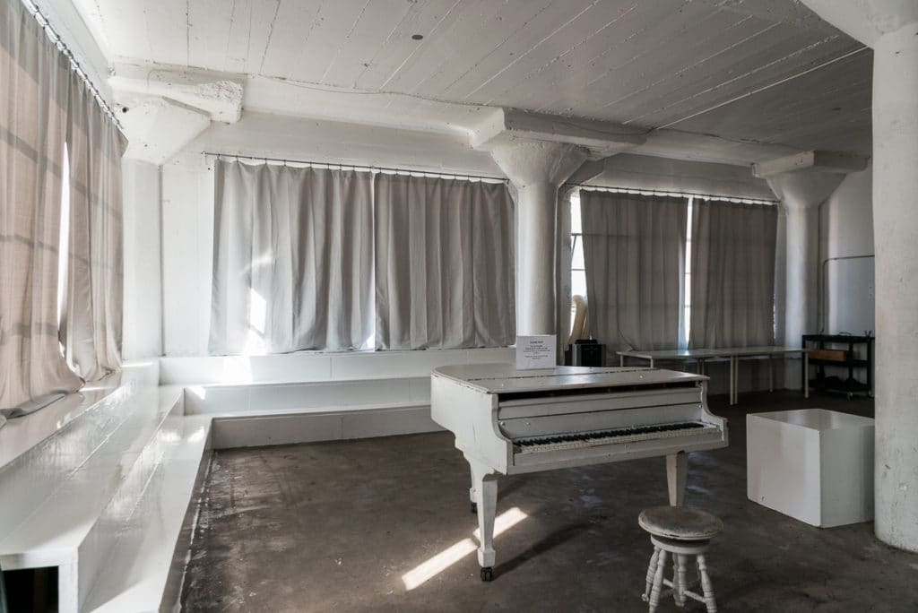 Understanding Focal Length: How Your Lens Affects Portraits -