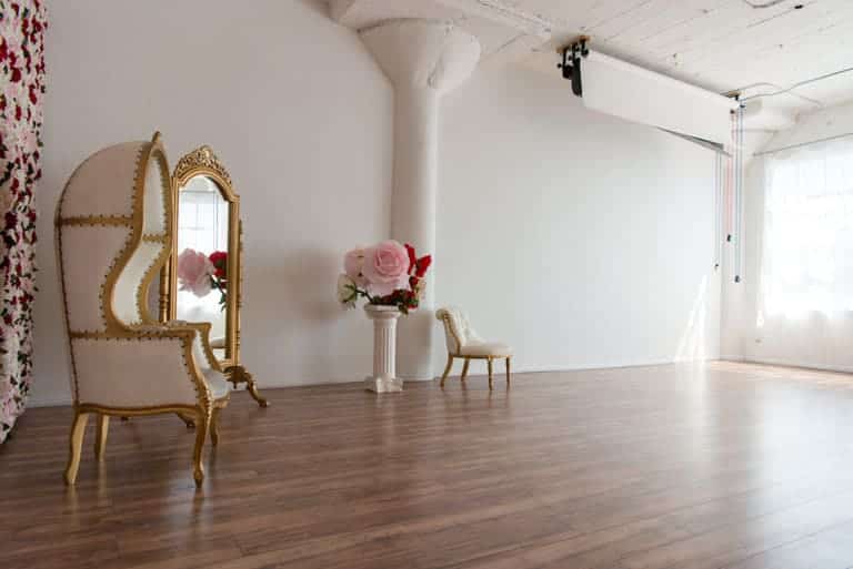 rose wall photo and video studio rental in Los Angeles rose wall photo and video studio rental in Los Angeles