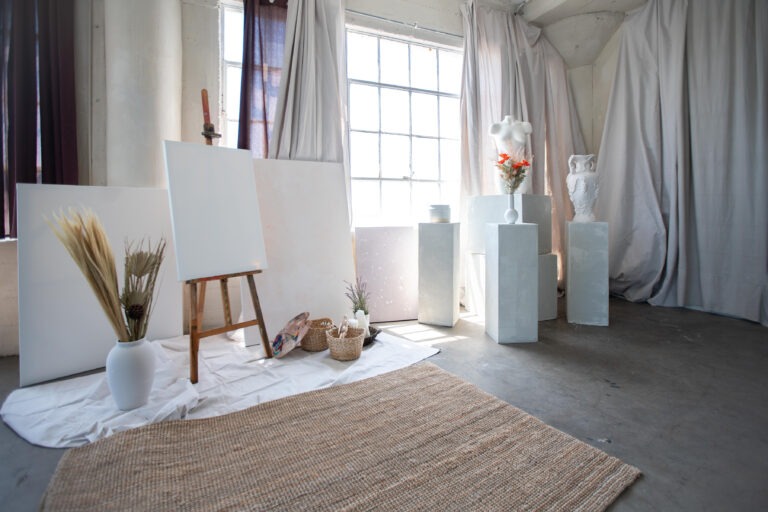 Art 4 - Art Loft Photo Studio in Los Angeles