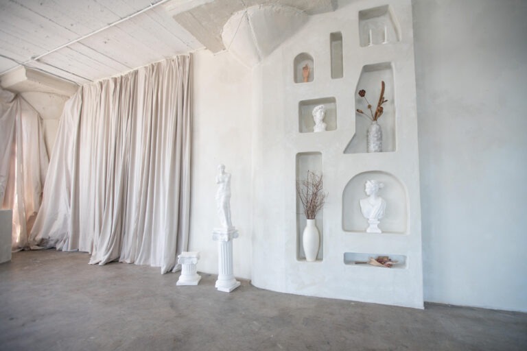 Art 4 - Art Loft Photo Studio in Los Angeles