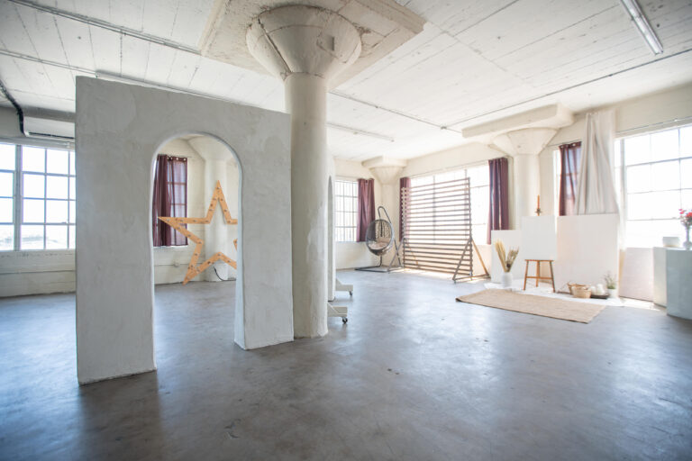 Art 4 - Art Loft Photo Studio in Los Angeles Art 4 - Art Loft Photo Studio in Los Angeles