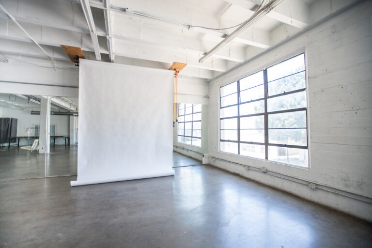 Hill 3 - Mirror wall daylight photo studio in LA