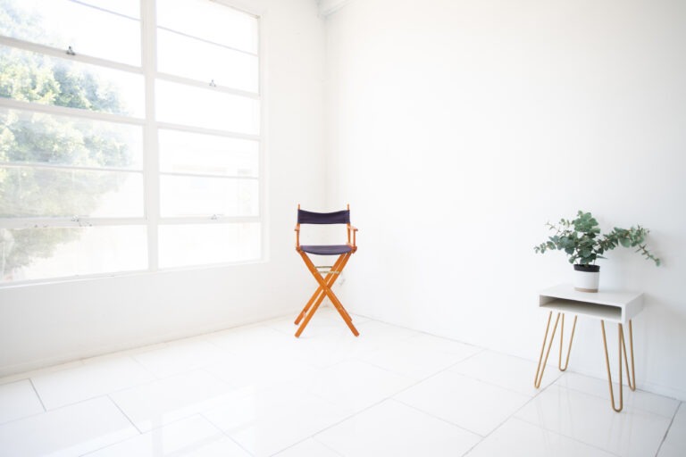 Hill 1 - White floor photo studio in LA