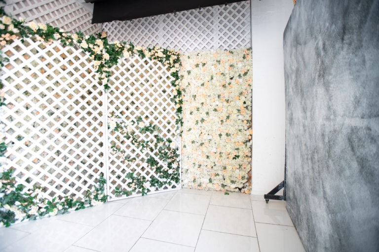 Hill 1 - White floor photo studio in LA