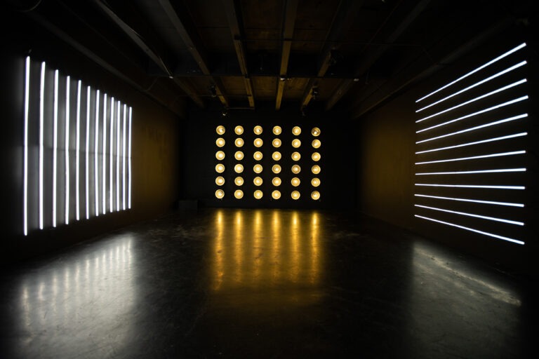 Hill 2 - Light Wall Blackout photo studio in LA