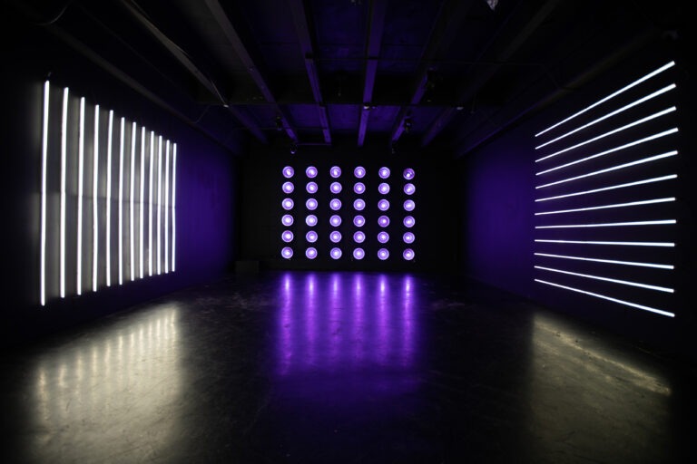 Hill 2 - Light Wall Blackout photo studio in LA