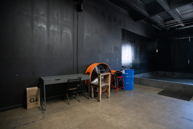 Hill 7 - rain room photo studio in LA Hill 7 - rain room photo studio in LA