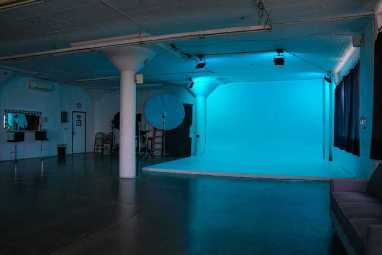 Daylight photo studio for rent in Los Angeles with a white cyc wall and RGB lights_Studio C_02 Daylight photo studio for rent in Los Angeles with a white cyc wall and RGB lights_Studio C_02