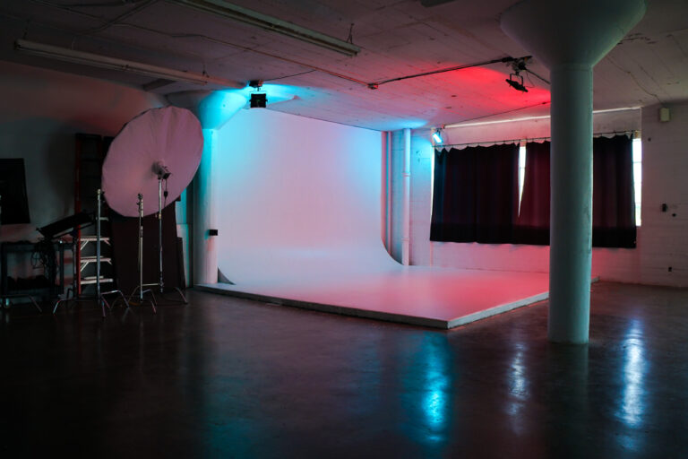 Daylight photo studio for rent in Los Angeles with a white cyc wall and RGB lights_Studio C_03 Daylight photo studio for rent in Los Angeles with a white cyc wall and RGB lights_Studio C_03