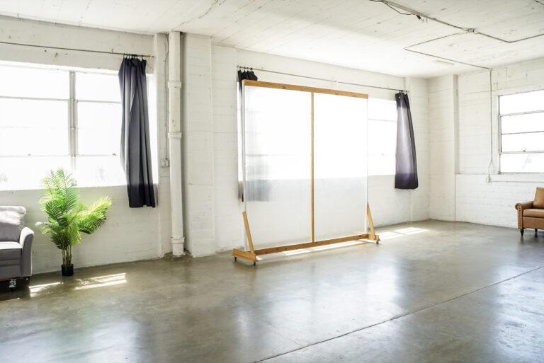 Daylight photo studio with the white cyc wall in Downtown Los Angeles_Studio C_00004 Daylight photo studio with the white cyc wall in Downtown Los Angeles_Studio C_00004