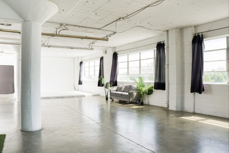 Daylight photo studio with the white cyc wall in Downtown Los Angeles_Studio C_00007 Daylight photo studio with the white cyc wall in Downtown Los Angeles_Studio C_00007