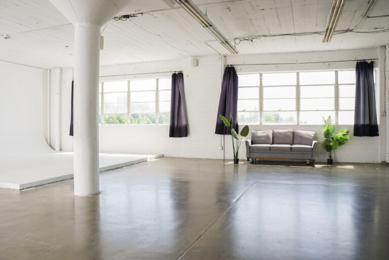 Daylight photo studio with the white cyc wall in Downtown Los Angeles_Studio C_00009 Daylight photo studio with the white cyc wall in Downtown Los Angeles_Studio C_00009