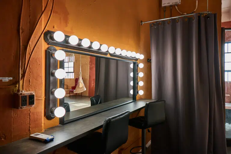 Hill 6 Moroccan style room