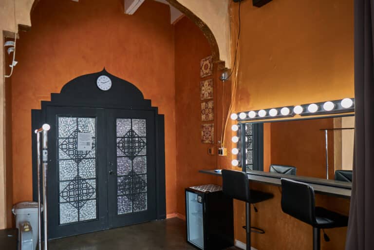 Hill 6 Moroccan style room Hill 6 Moroccan style room