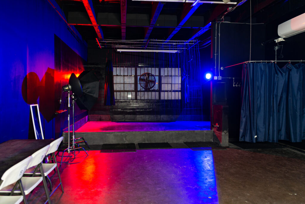 Hill 7 rain room - LED lights