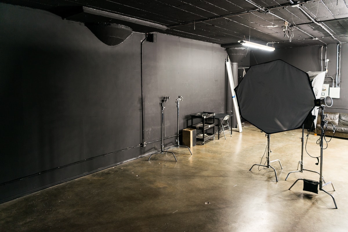 Blackout Photo Studio for rent in Los Angeles with LED lights wall & Wooden Platform FD Photo