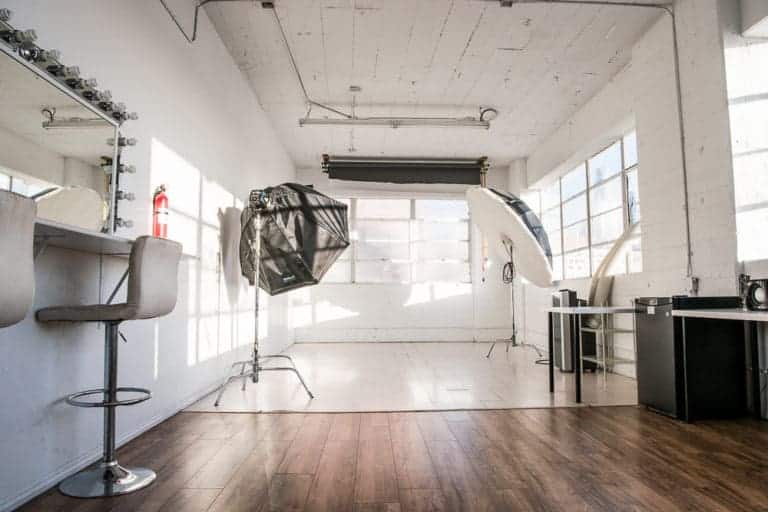 Photo and video studio rental with downtown view Photo and video studio rental with downtown view