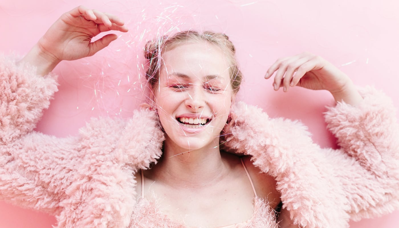 Pink-E-commerece-Photoshoot-with-Katie-Doherty