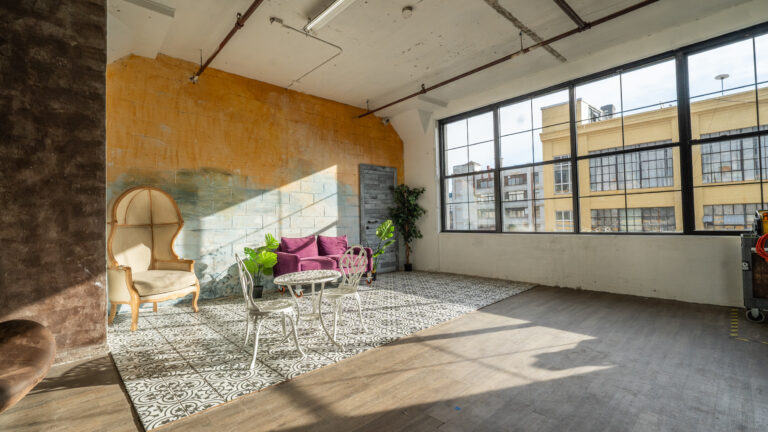 LIC 7 - Loft-like photo studio in NY with Moroccan tile in NY