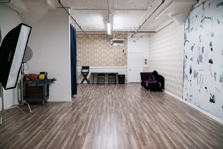 Studio Gallery Studio Gallery