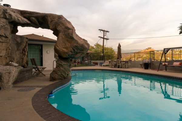 Exclusive Glendale house -13
