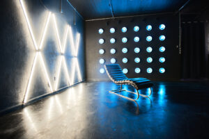 photo studio with illumination wall available for rental in New York City photo studio with illumination wall available for rental in New York City