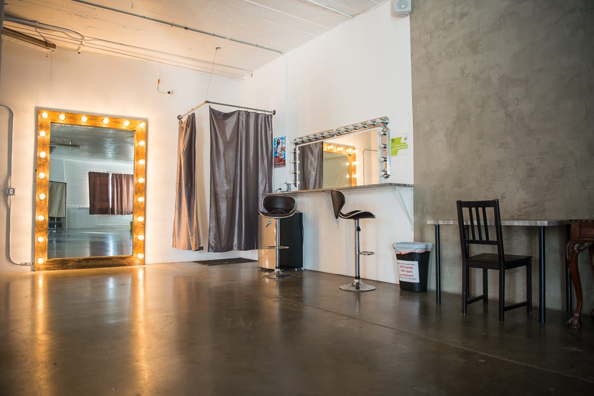 Large Vanity mirror with dimmable lights available for photo studio rental in Los Angeles