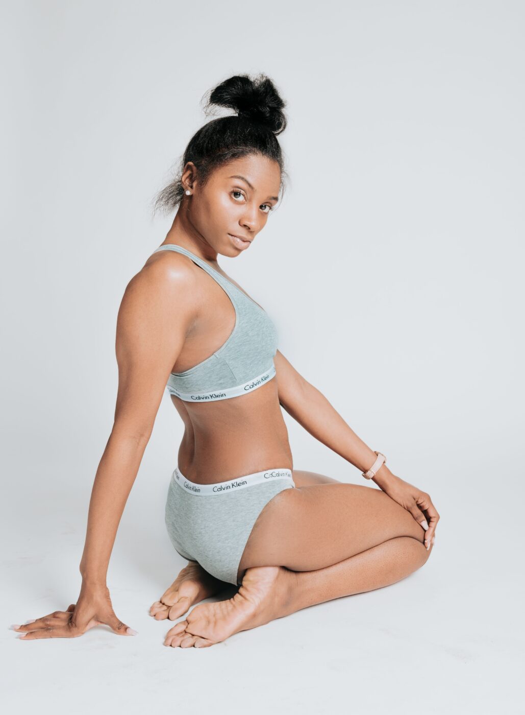 Stunning Shots By Sezen Tezic -wrongron, Wrong Ron, white leather comfy chair, Stunning Shots By Sezen Tezic, Studio Photography, Sezen Tezic @sezen.tezic, rental stages, Photoshop, Photoshoot, photography services, photographer, Model, Los Angeles, Kianna Marie @kiannaari_, FD photo studio, DTLA, blog, bed photoshoot, bed, beauty shoot, antique green chairsshot at FD Photo Studio, !Hill1, !done