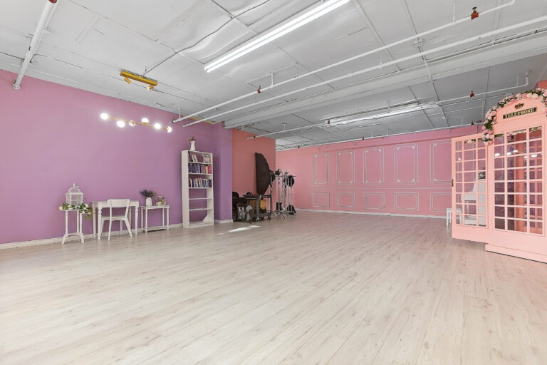 Astoria 3 - daylight photo studio for rent with pink walls and Christmas tree decorations in Astoria, Queens New York_04