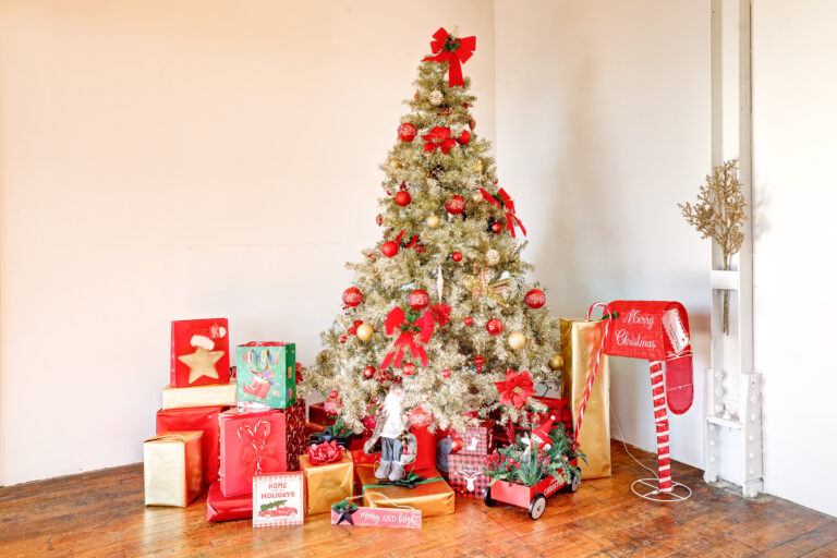 Christmas_Astoria 10_10.20.26_5