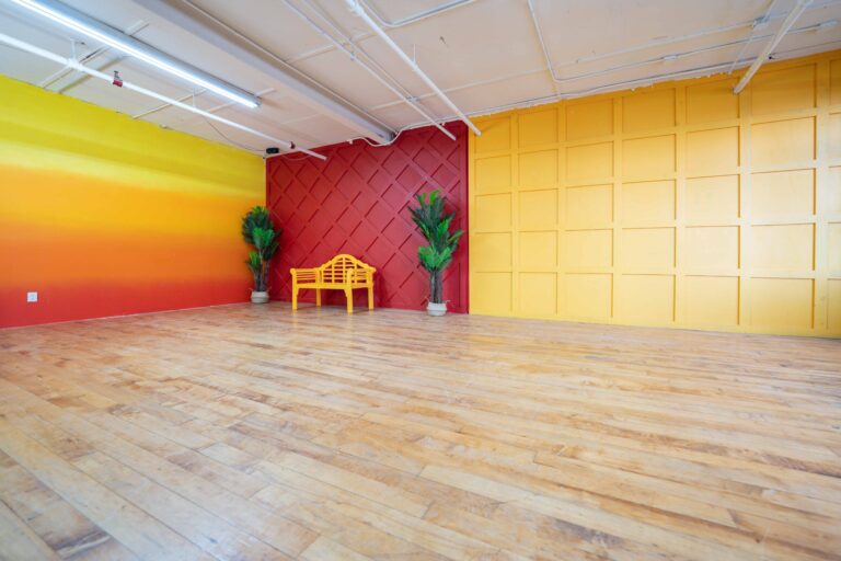 Photography Studio Space for Rent in Los Angeles, NY and Chicago Photo Equipment Rental FD