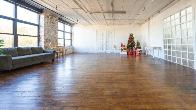 Astoria 10 - Daylight photo studio loft with Christmas tree decorations, wooden floor for rent in Astoria, Queens, NY_02