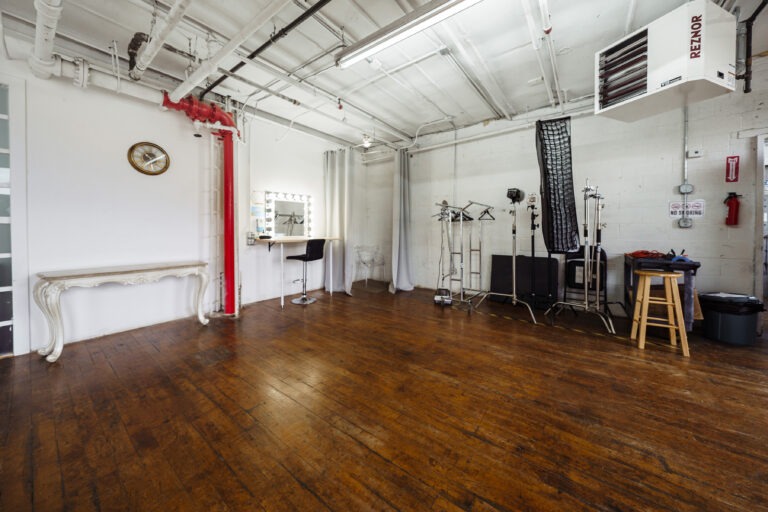 Rental Photo Studio in New York Queens Brooklyn Astoria 10