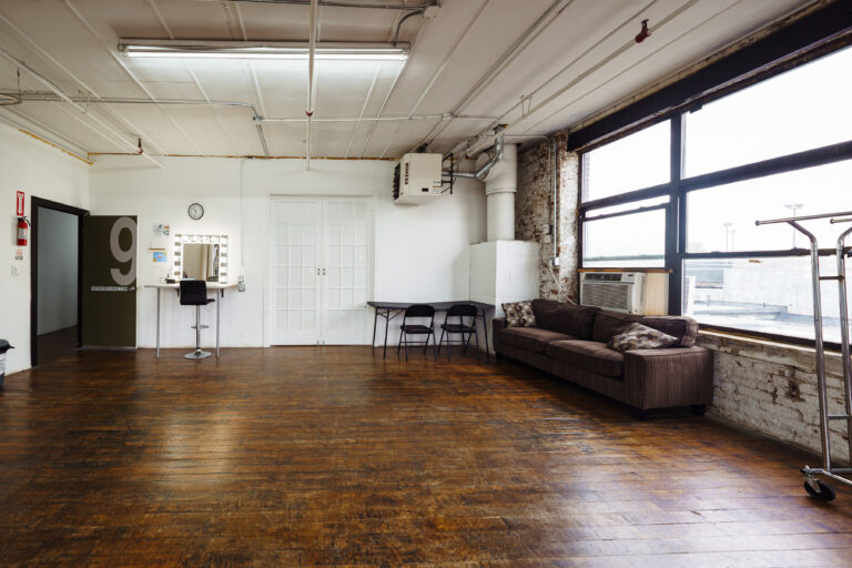 Rental Photo Studio in New York Queens Brooklyn Astoria 9 Rental Photo Studio in New York Queens Brooklyn Astoria 9