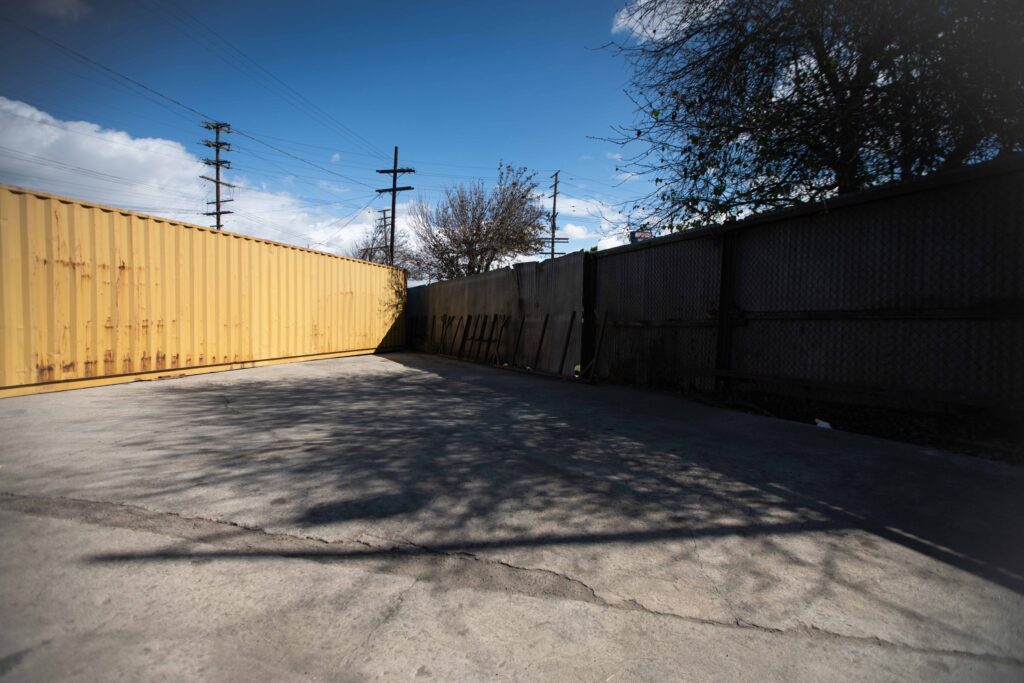 Olympic 5 - Metal garage parking available