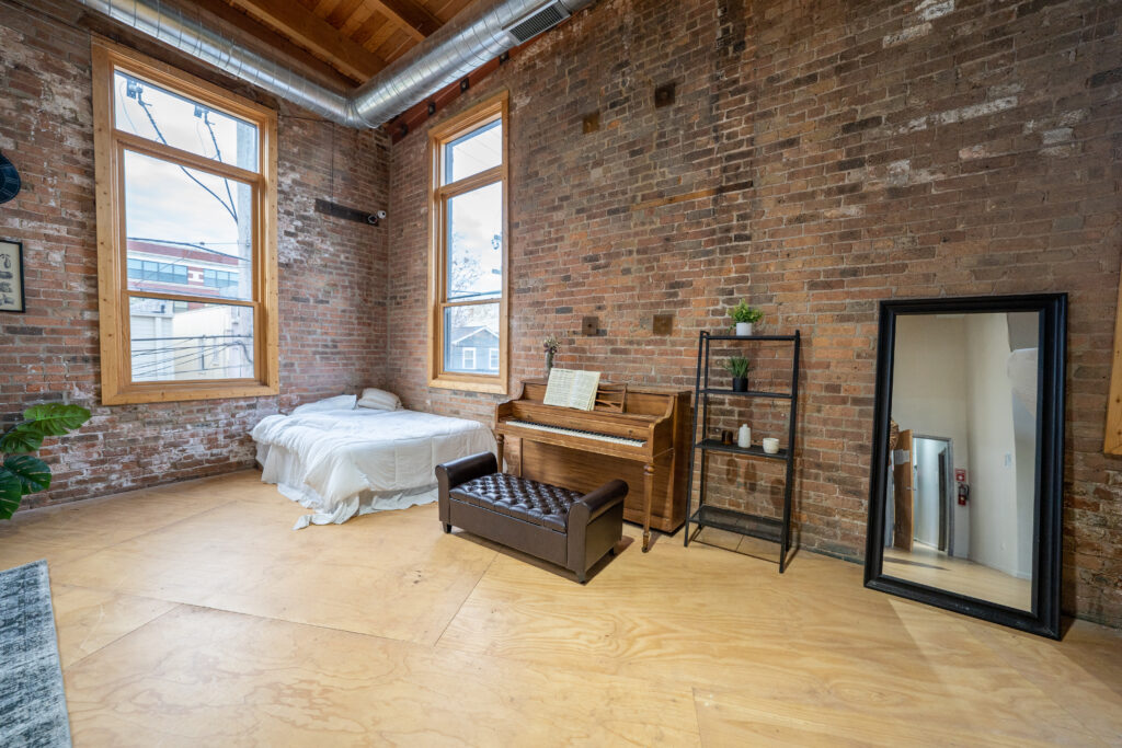 New Blackout, Daylight, Rain Room, Cycwall, Moroccan Studios for rent in Chicago. -