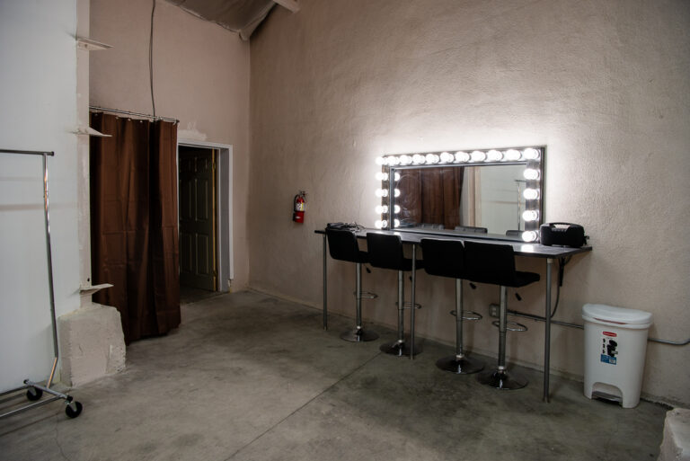 Studio Gallery Studio Gallery