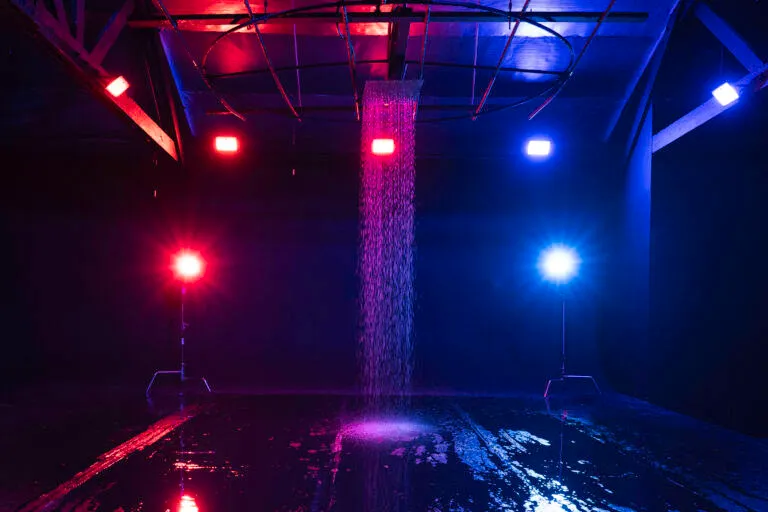 Olympic 2 - photo studio in Los Angeles with the rain feature, black cyc wall and car access