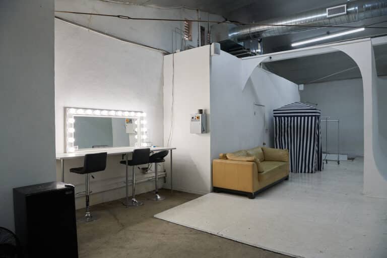 Studio Gallery Studio Gallery