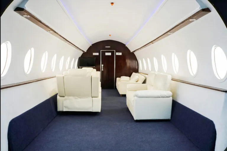 Olympic 4 – Photo Studio for Rent with Private Jet in Los Angeles - FD Photo Studio