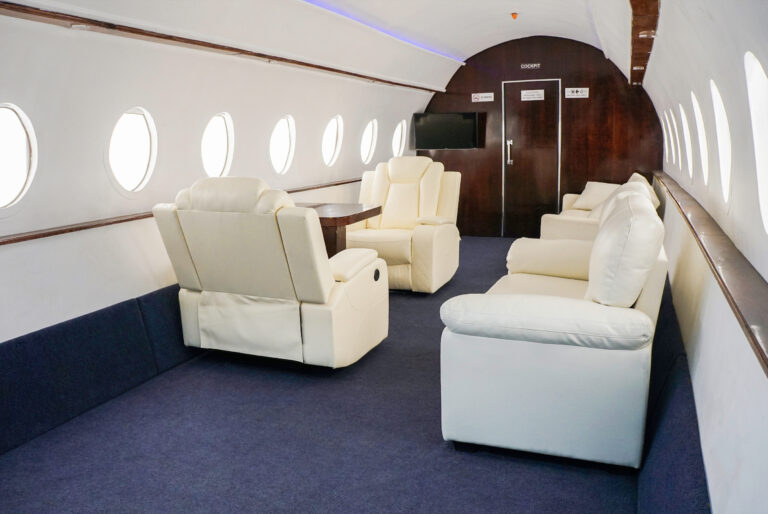 Olympic 4 – Photo Studio for Rent with Private Jet in Los Angeles - FD Photo Studio Olympic 4 – Photo Studio for Rent with Private Jet in Los Angeles - FD Photo Studio